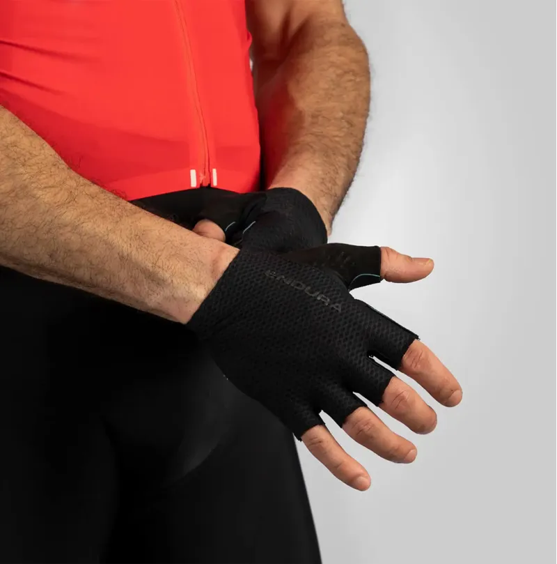 Endura EGM Mitts in Black-2